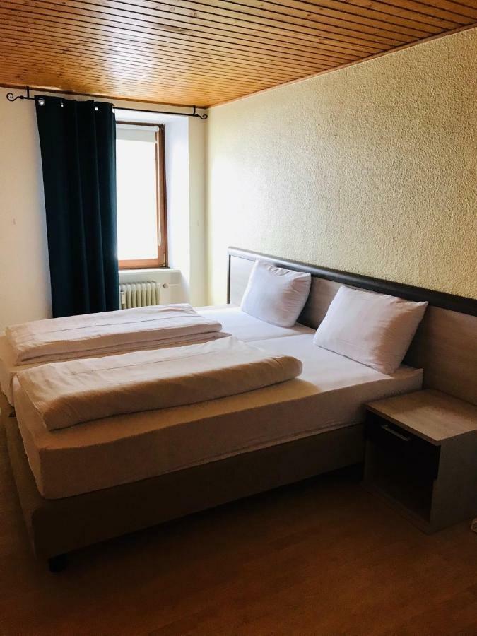 Hotel-Restaurant Kastel 贝恩卡斯特尔-屈斯 外观 照片